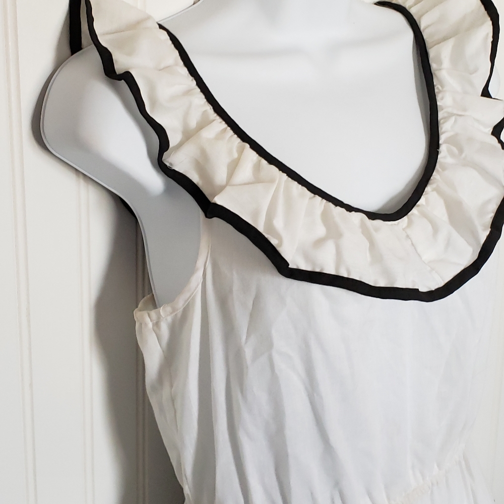 Vintage 70's ruffled white flared prairie dress - Picture 3 of 7
